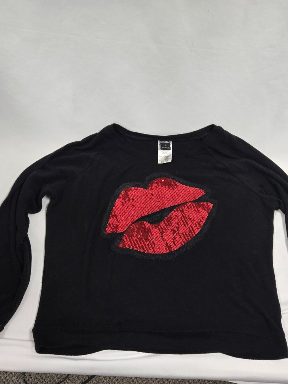 Never been used Jerry Leigh red sequin red lip top M - L